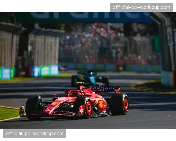 F1澳大利亚站一练:法拉利包揽前二,周冠宇赛车遭遇液压故障 F1澳大利亚站一练:法拉利包揽前二,周冠宇赛车遭遇液压故障